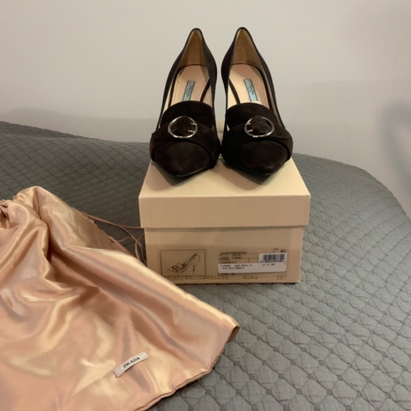 Prada Suede Pumps - Picture 5 of 6